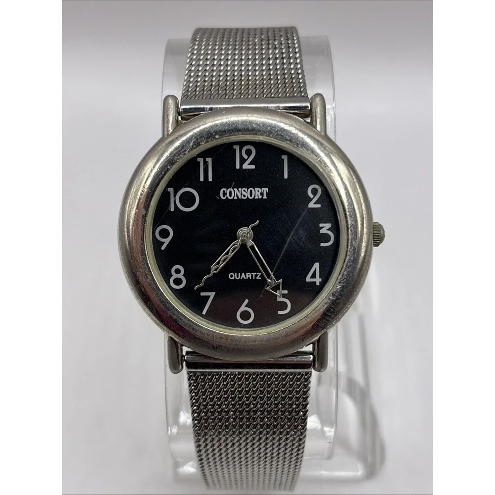 Vintage Consort Women's Quartz Watch Silver Mesh Metal Band 35mm- New Battery - Picture 1 of 9